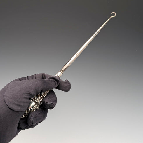 1897 年英國古董純銀手柄大紐帶掛鉤 Henry Matthews